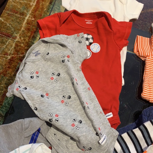 Bundle - Picture 3 of 14